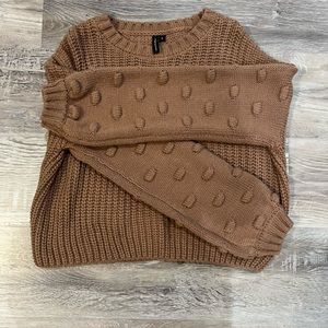 Women’s sweater size small